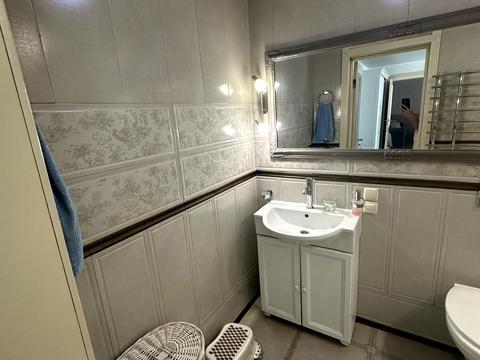 квартира за адресою Зв'язківців вул., 7