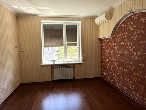квартира за адресою Леоніда Жаботинського вул. (Правди), 49