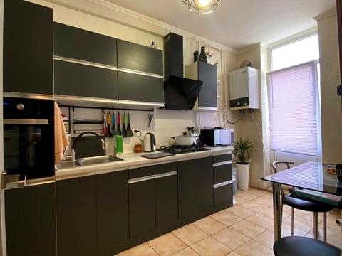 квартира за адресою смт. Авангард, Торгова вул., 5