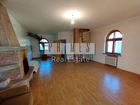 будинок за адресою Незалежності вул.