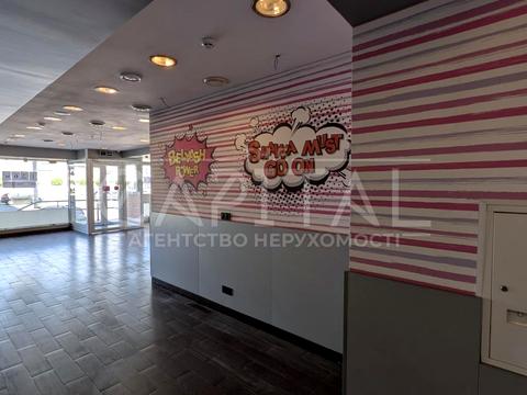 комерційна за адресою Степана Бандери просп. (Московський), 6