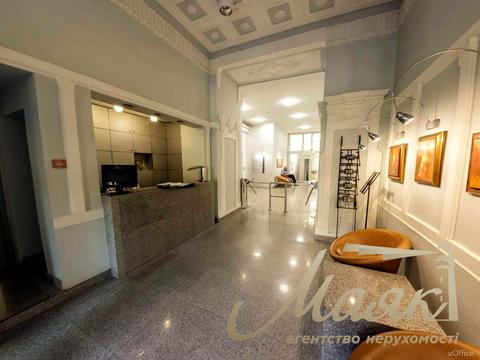 комерційна за адресою Музейний пров., 4