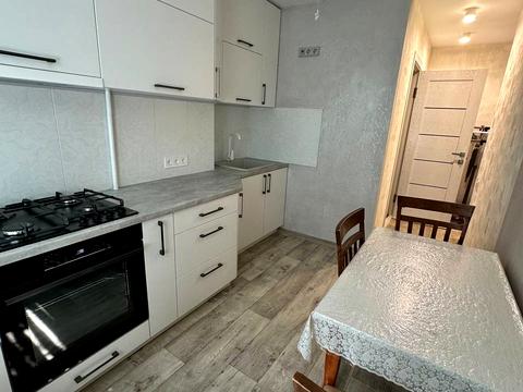 квартира за адресою 12-та Поздовжня вул., 42
