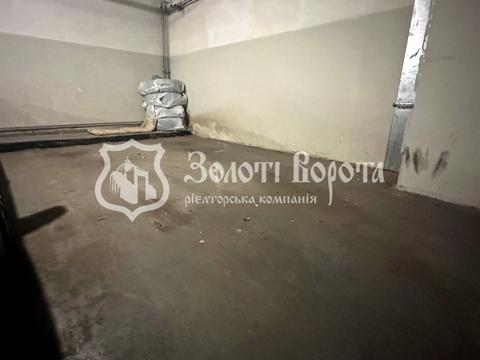 паркомісце за адресою Білоруська вул., 3