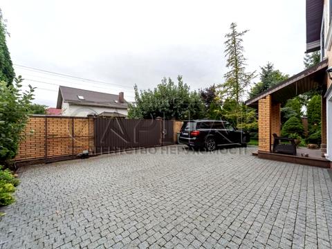 будинок за адресою святкова