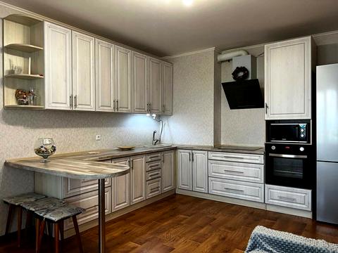 квартира за адресою Академіка Глушкова просп., 9е