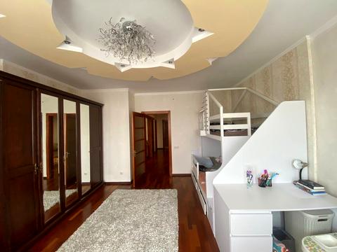 квартира за адресою Анни Ахматової вул., 13-Д