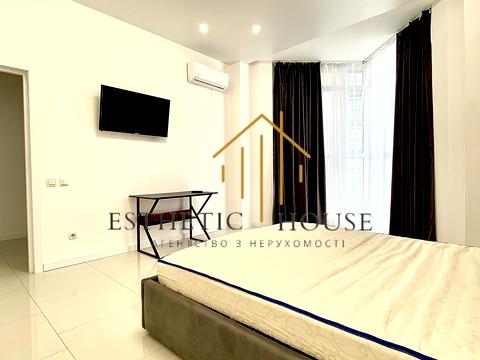 квартира за адресою Андрія Верхогляда вул. (Михайла Драгомирова), 14-А