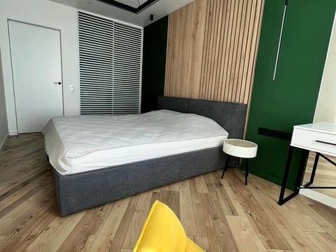 квартира за адресою Дніпровська набережна вул., 15-К