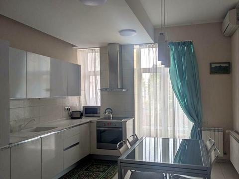 квартира за адресою Івана Франка вул., 22/24