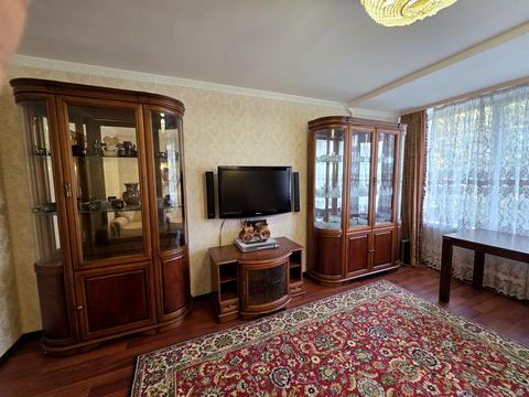 квартира за адресою Олега Антонова вул. (Карла Маркса), 40
