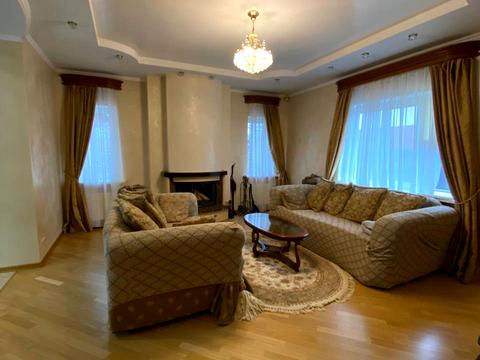 будинок за адресою Лесі Українки