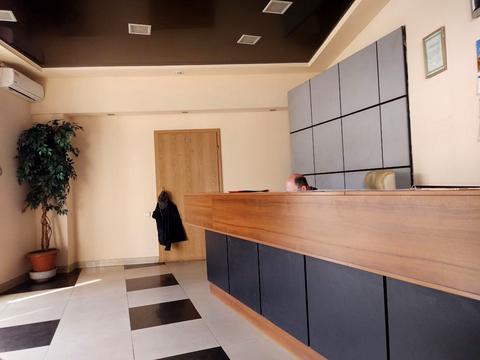 коммерческая по адресу Таможенная пл., 1а