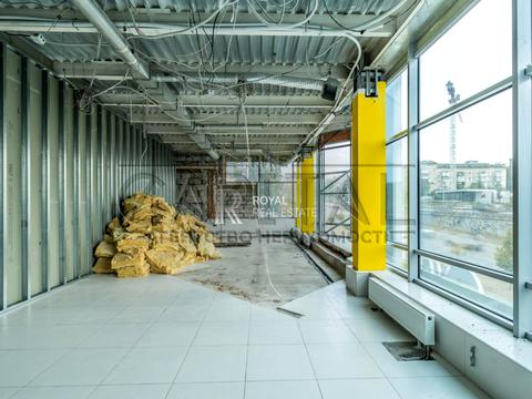комерційна за адресою Київ, Миколи Міхновського бульв. (Дружби народів), 1