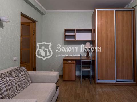 квартира за адресою Дніпровська набережна вул., 9-А