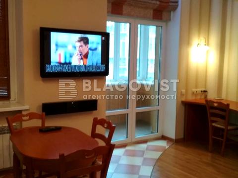 квартира за адресою Рейтарська вул., 2
