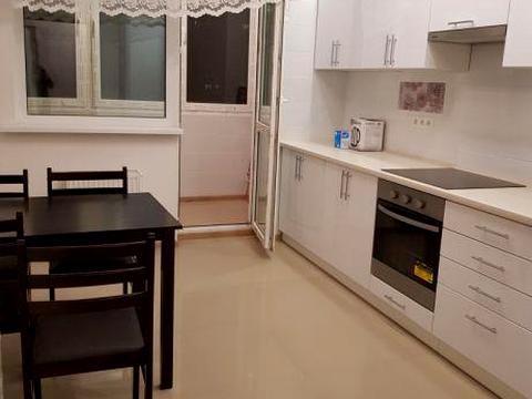 квартира за адресою Бориса Гмирі вул., 14-А