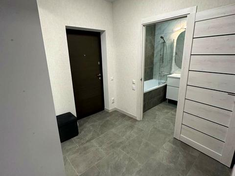 квартира за адресою Любомира Гузара просп. (Космонавта Комарова), 9-б