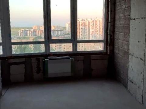 квартира за адресою Владислава Бувалкіна вул. (Бочарова Генерала), 35