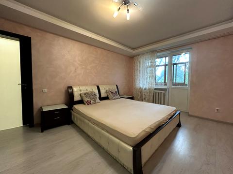 квартира за адресою Академіка Корольова вул., 4