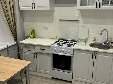 квартира по адресу Дмитрия Апухтина ул., 24