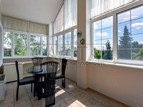 дом по адресу Столичне Шосе