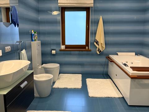 дом по адресу Осіння