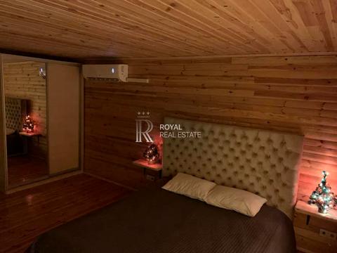 будинок за адресою Жовтнева вул.