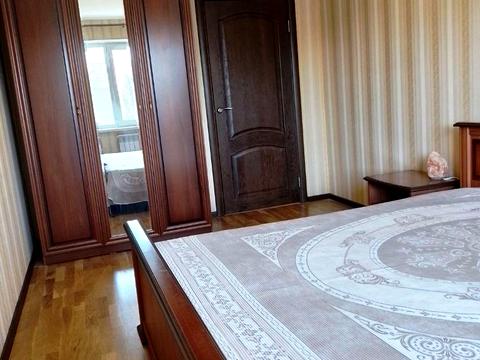 квартира за адресою Раїси Окіпної вул., 5