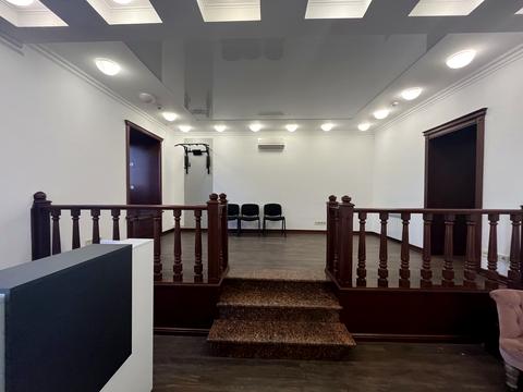 комерційна за адресою Саксаганського вул., 13/42