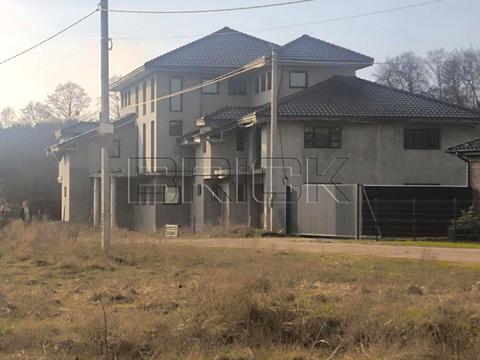 будинок за адресою с. Княжичі, Ялинкова