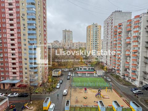 квартира за адресою Саперно-Слобідська вул., 8
