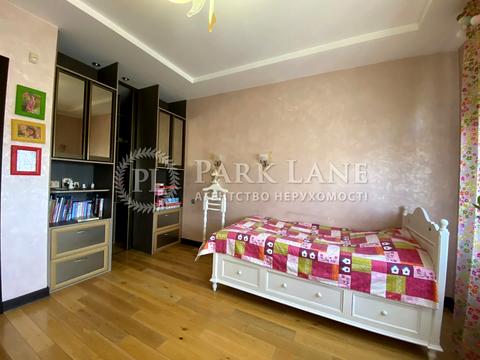 квартира по адресу Гоголевская ул., 4