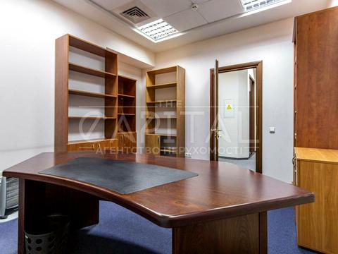 комерційна за адресою Старонаводницька вул., 13