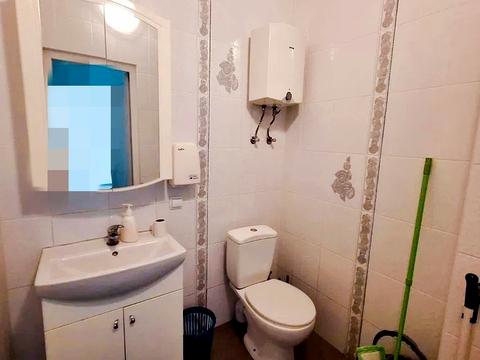комерційна за адресою Генерала Миколи Юнаківа вул., 9