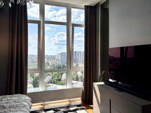 квартира за адресою Рея Бредбері вул., 2