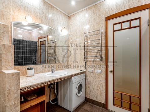 квартира за адресою Андрія Верхогляда вул. (Михайла Драгомирова), 4