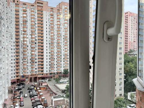 квартира за адресою Саперно-Слобідська вул., 8