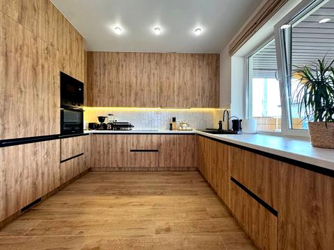 дом по адресу Львовская ул.