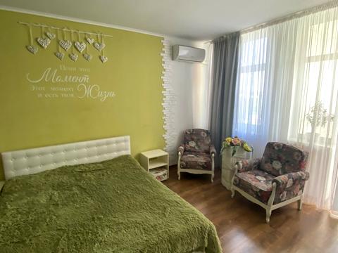 квартира за адресою Сім'ї Кульженків вул. (Петра Дегтяренка), 31-А