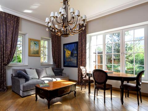 будинок за адресою смт. Козин, Козацька вул.