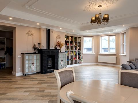 дом по адресу Дніпровська, 32