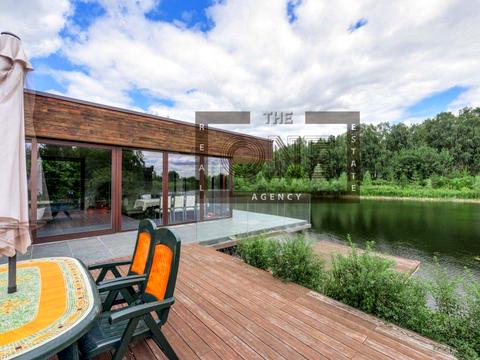 будинок за адресою с. Іванковичі, соборна, 2