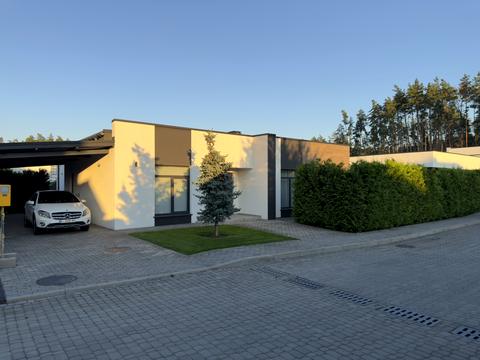 будинок за адресою привітна, 53