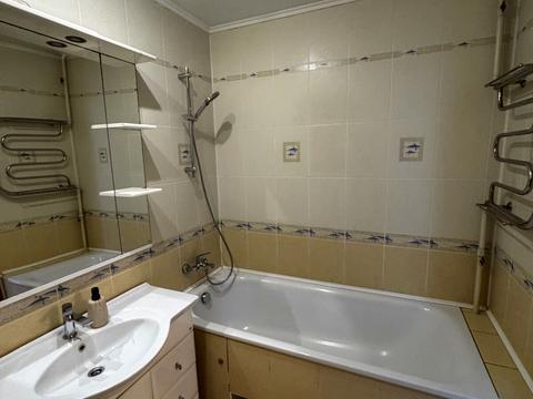 квартира за адресою Червоної Калини просп., 103
