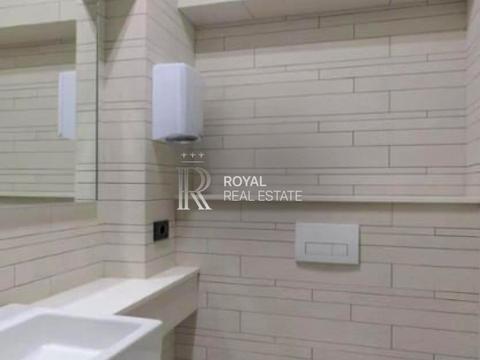 комерційна за адресою Івана Франка вул., 4