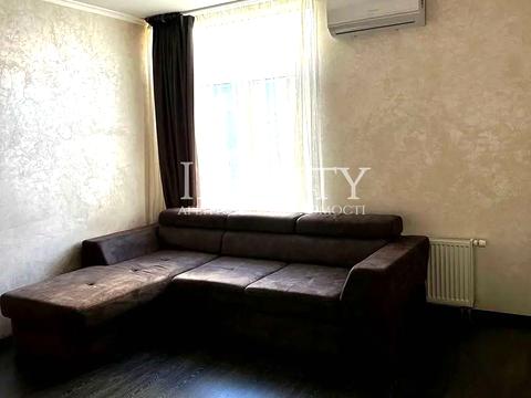 квартира за адресою Регенераторна вул., 4/10