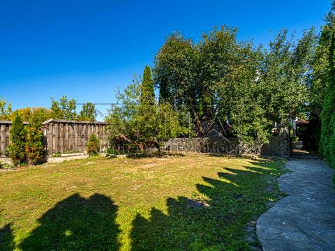 будинок за адресою Молодіжна