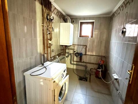 будинок за адресою набережна Незалежності вул.