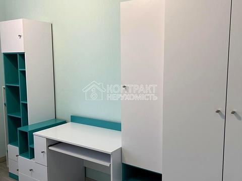 квартира за адресою Льва Ландау просп. (50-річчя СРСР), 52-А